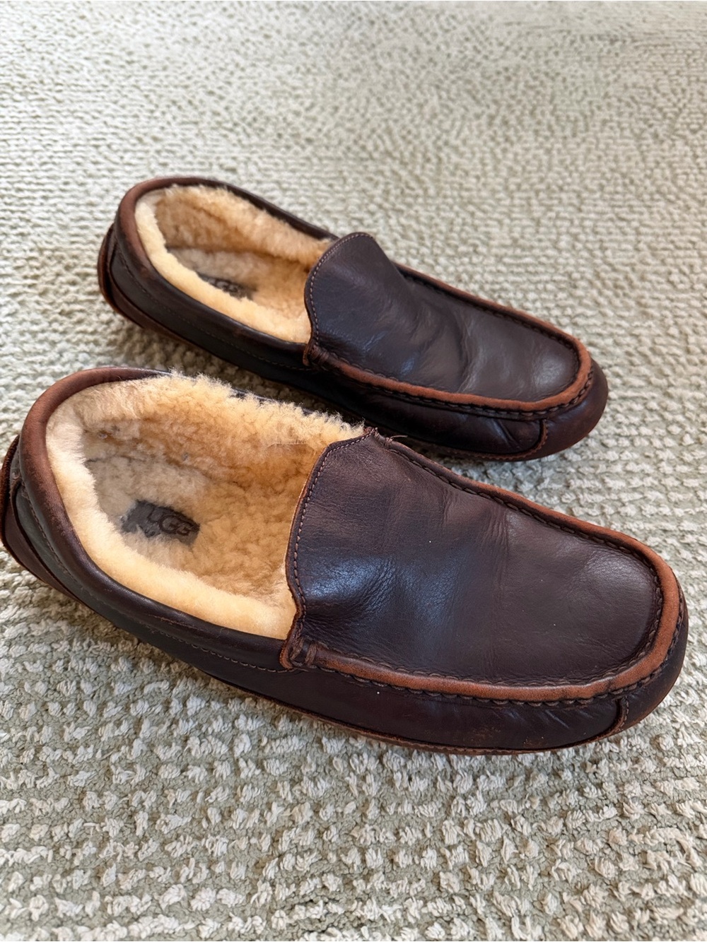 UGG Men's Dark Brown Leather Shearling-Lined Slip-On Loafers